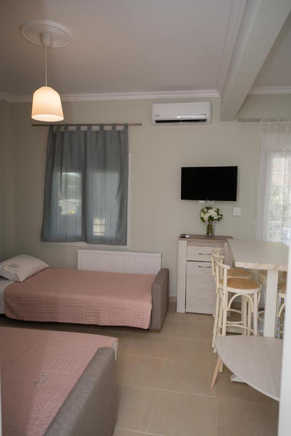 Zoe Seaview Apartment By Rentalspro - Nea Moudania Halkidiki 외부 사진